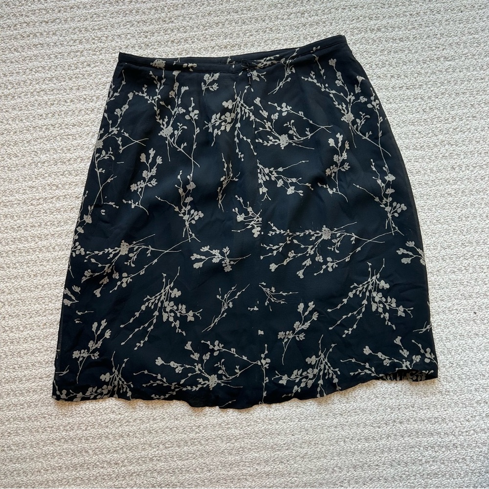 Banana Republic Floral Print Silk Skirt - Picture 3 of 14